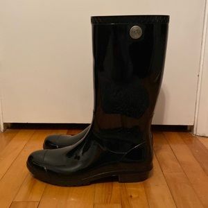 Womens Ugg Rainboots Size 10